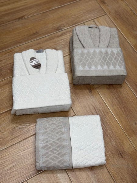 سكني فاتح /ابيض